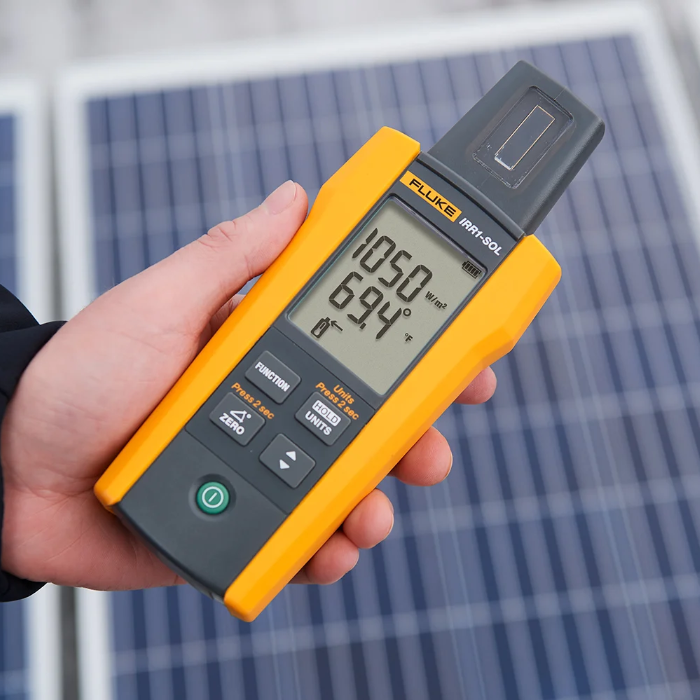Fluke 393FC, IRR1-SOL and MC4 Test Leads Solar PV Kit
